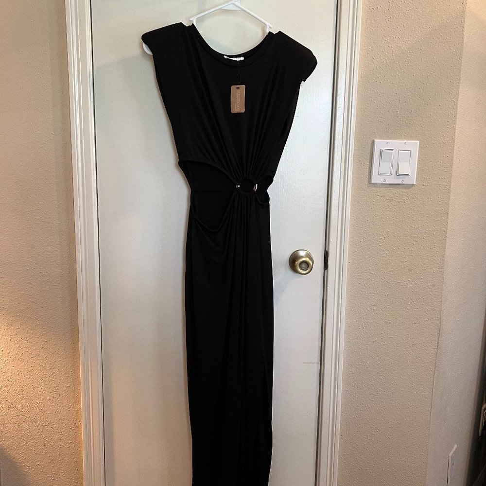 Vestique "Cut it out" Dress